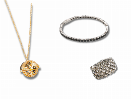 Фитнес оборудване, добавки, кремове, домашно бельо